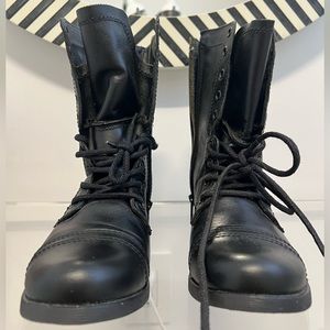 Steve Madden combat boots - 8.5.